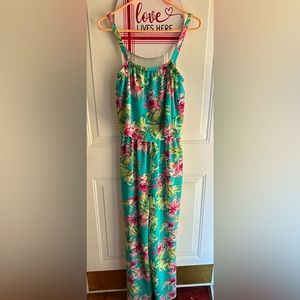 Women’s Jumpsuit/Romper Sized Medium